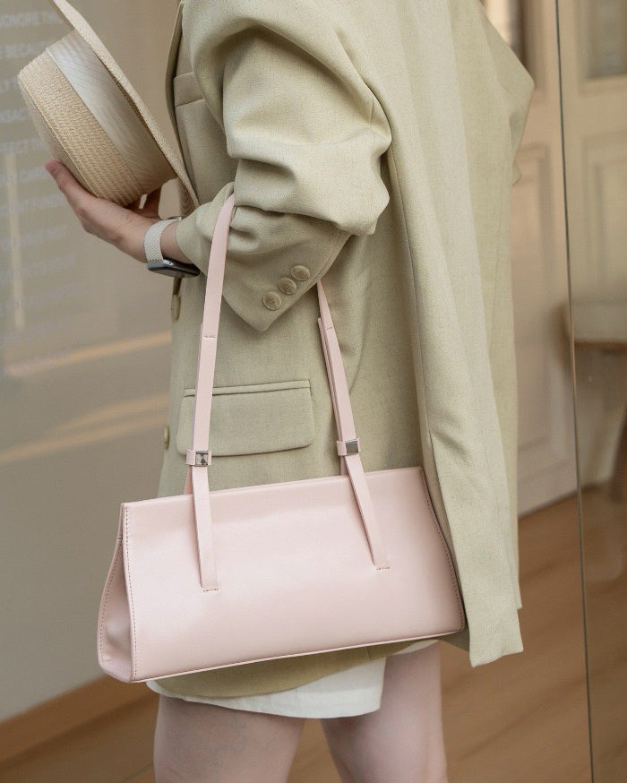 Elara Shoulder Bag
