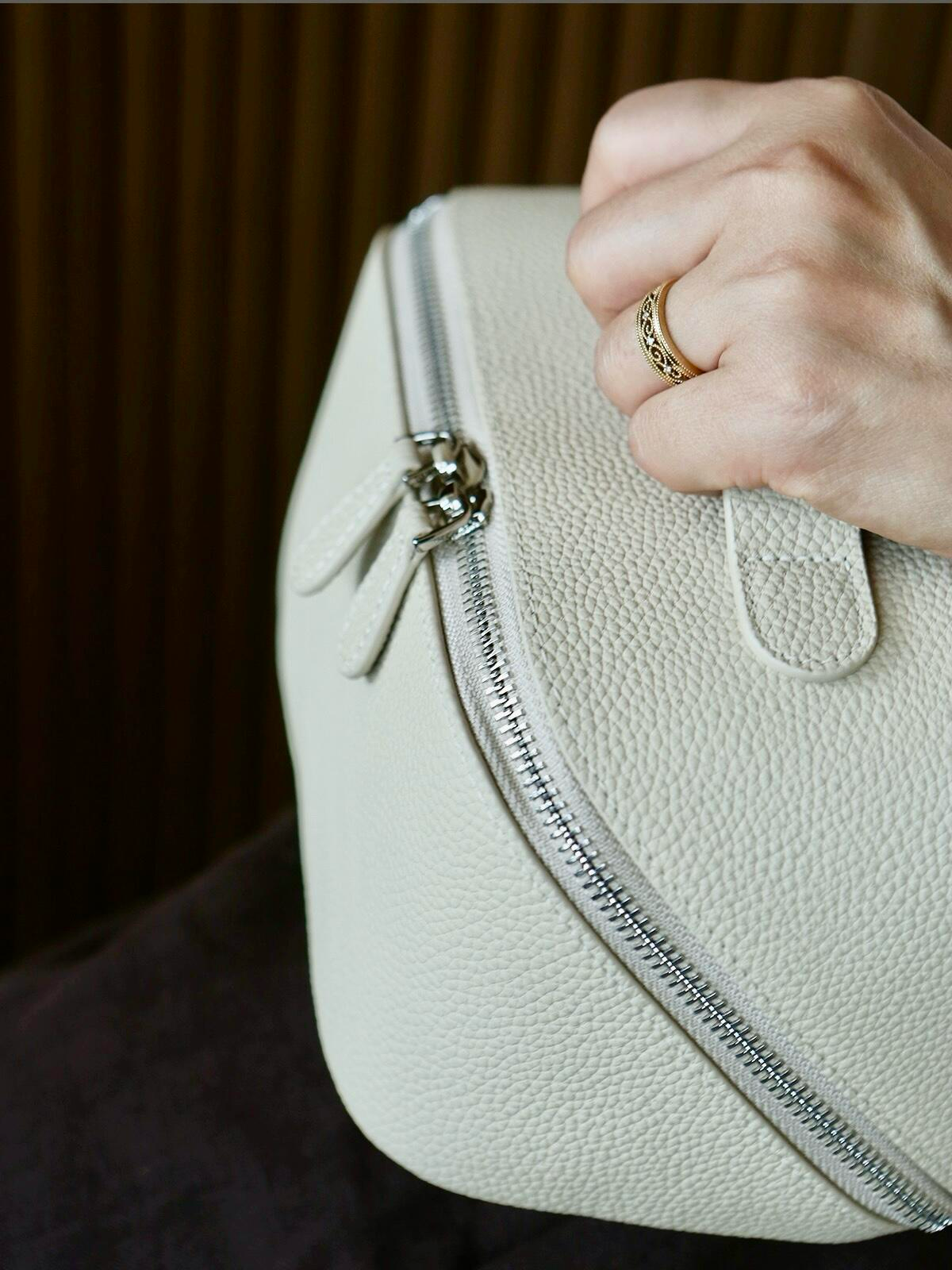 Noma Vanity Case