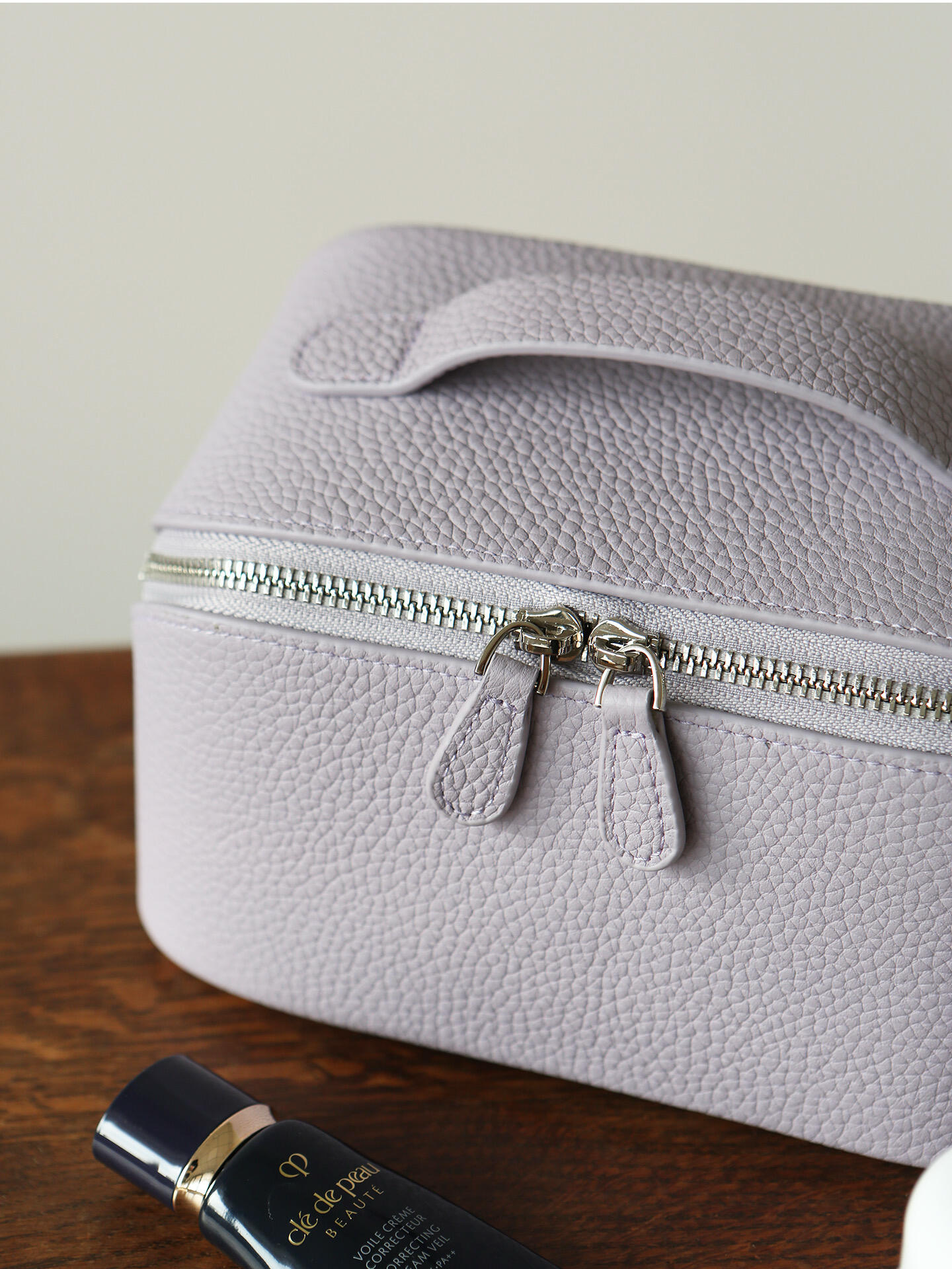 Noma Vanity Case