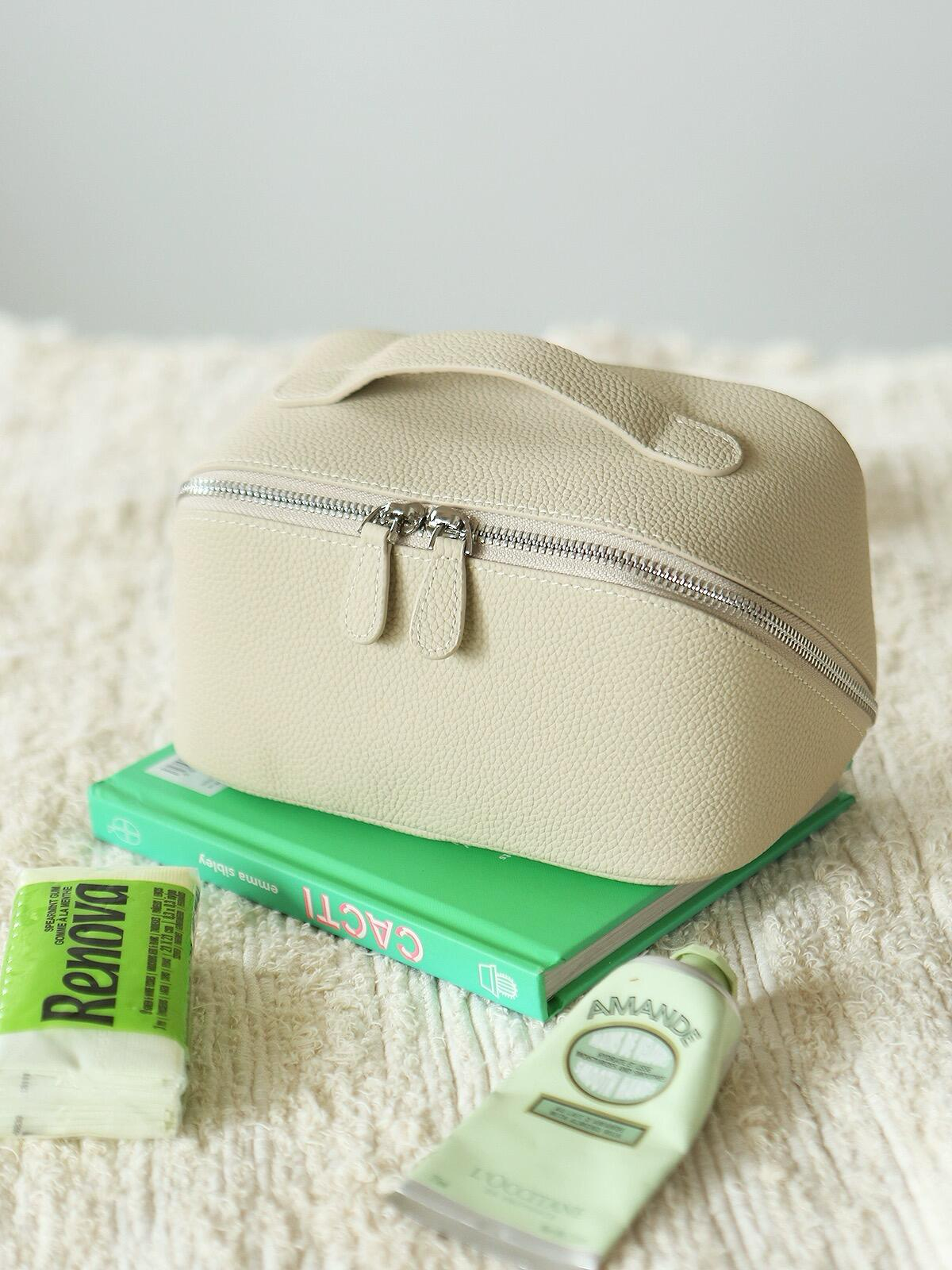 Noma Vanity Case