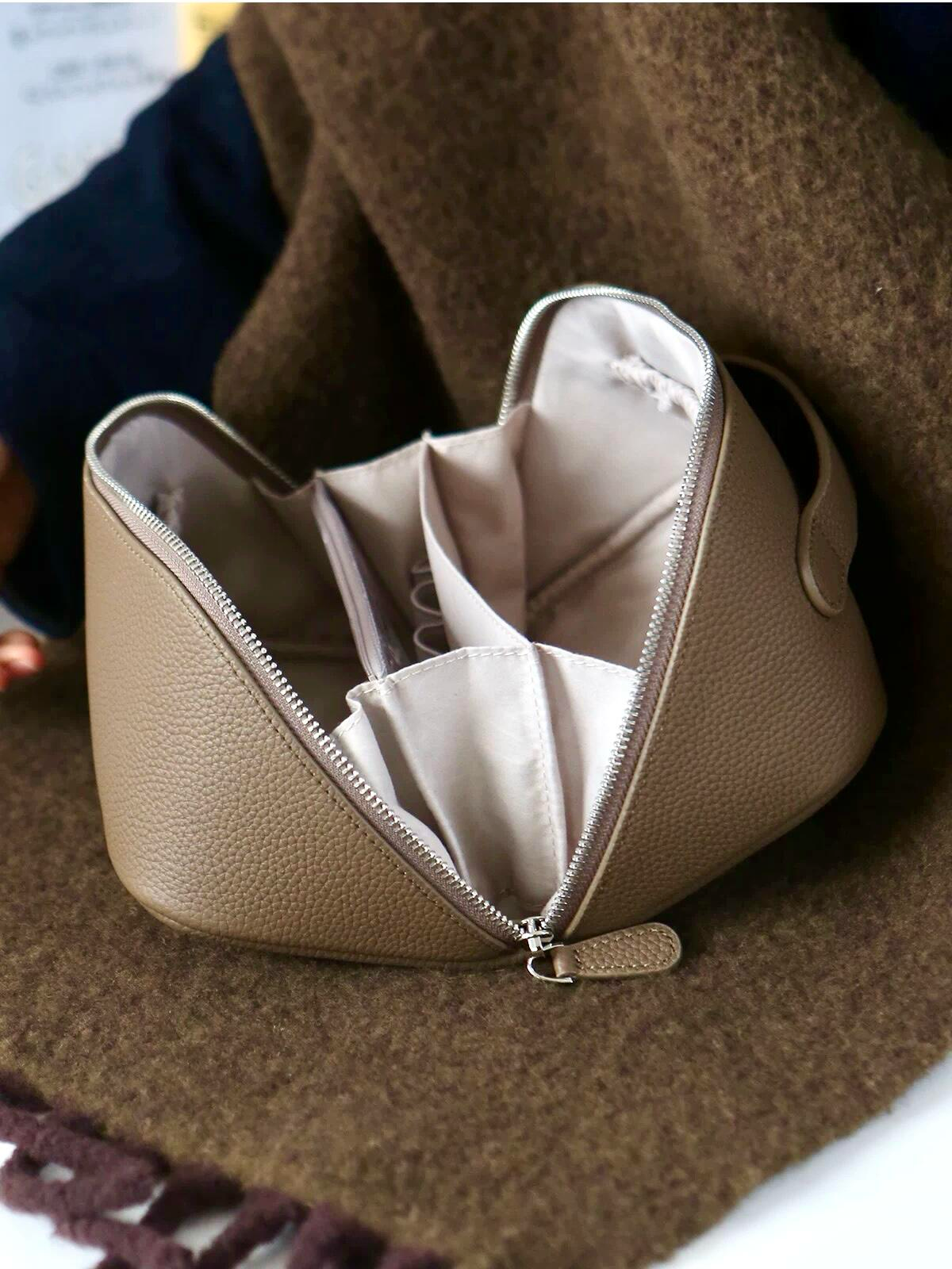 Noma Vanity Case