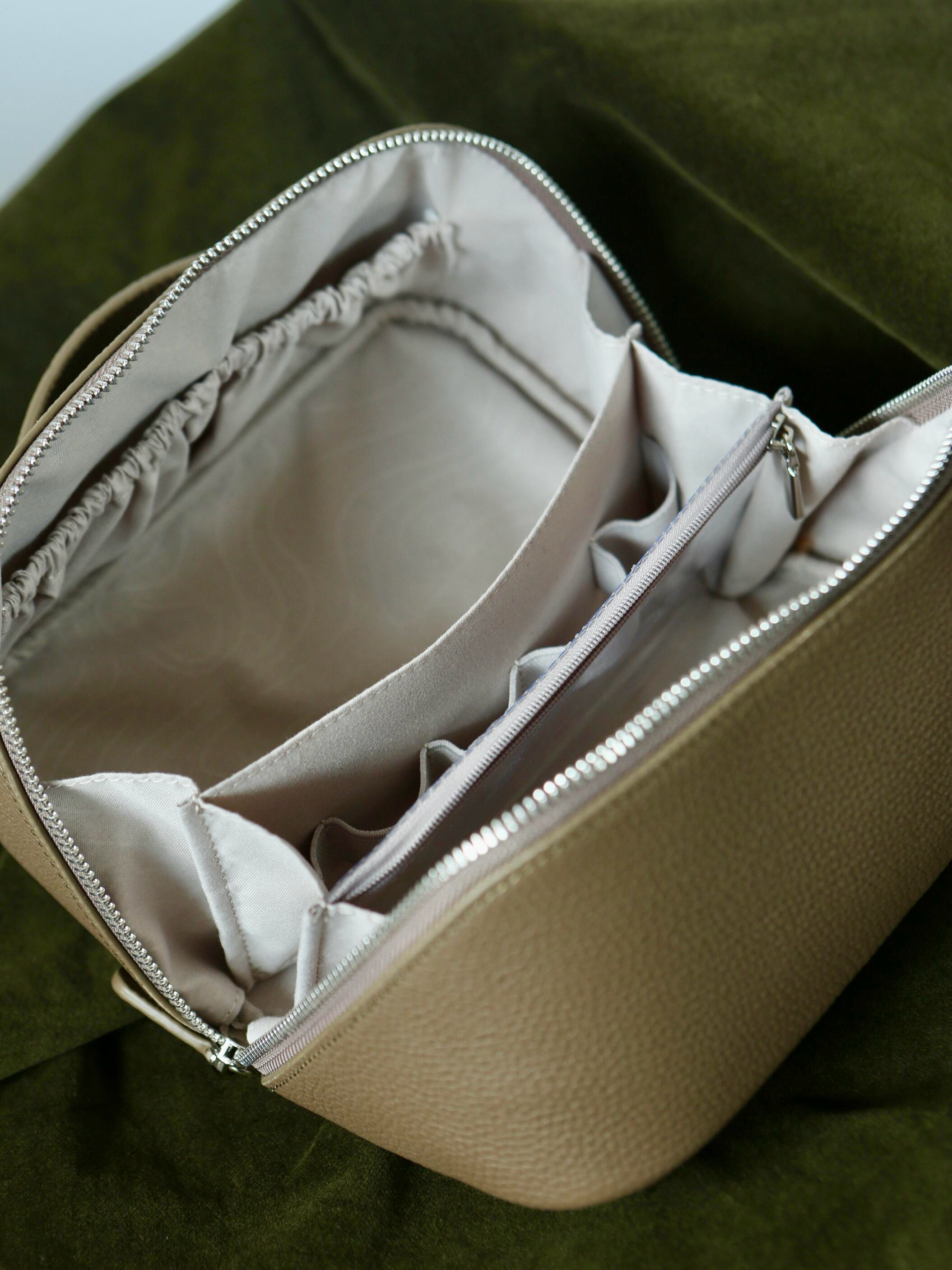 Noma Vanity Case