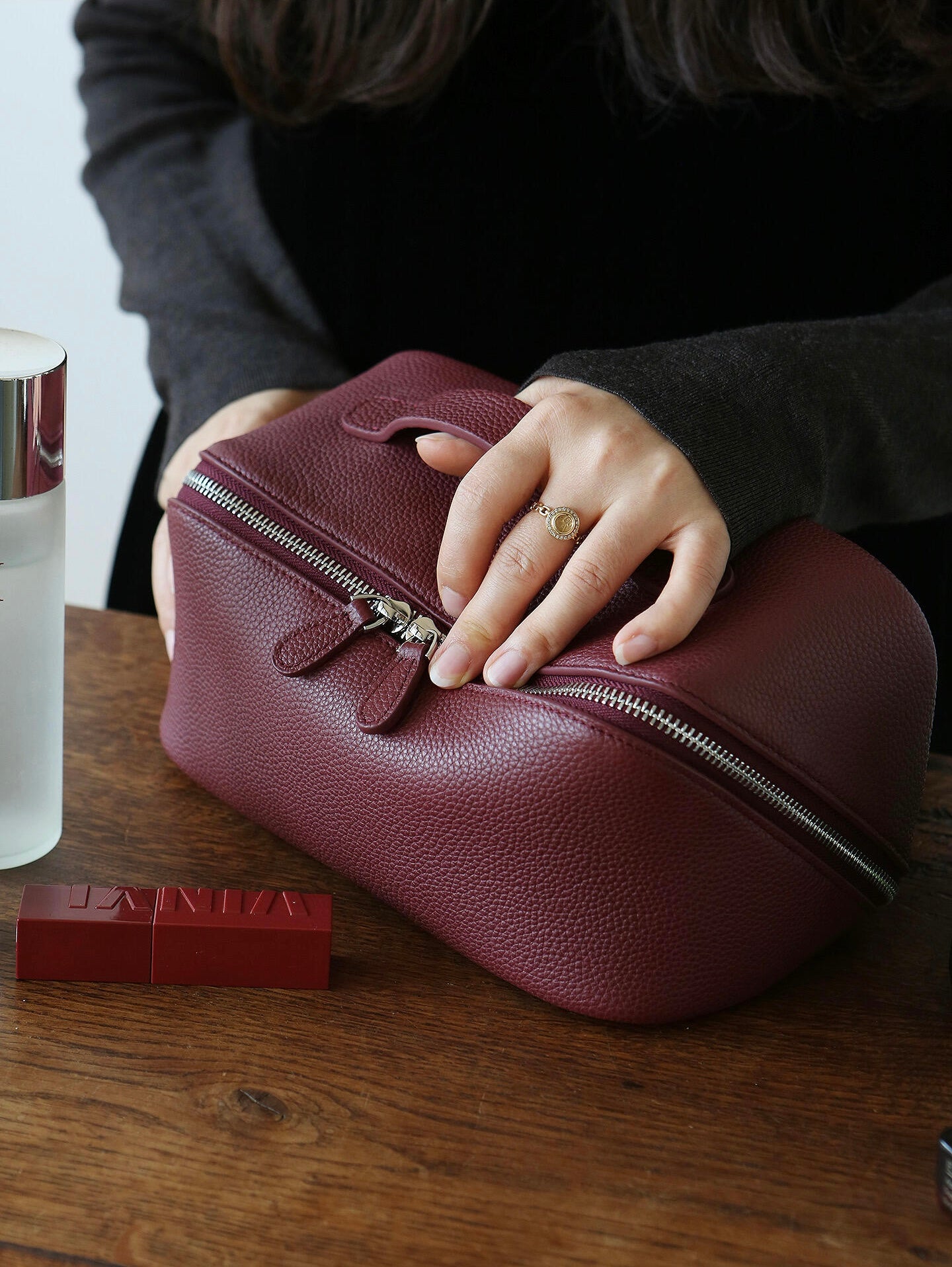 Noma Vanity Case
