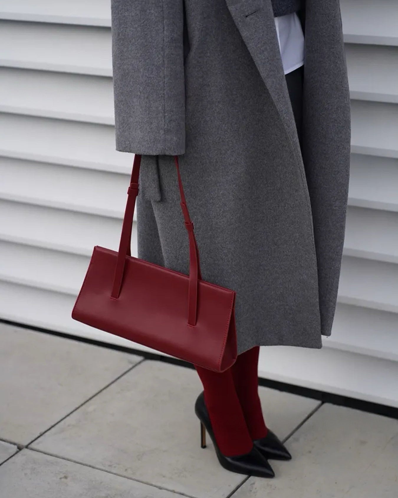 Elara Shoulder Bag