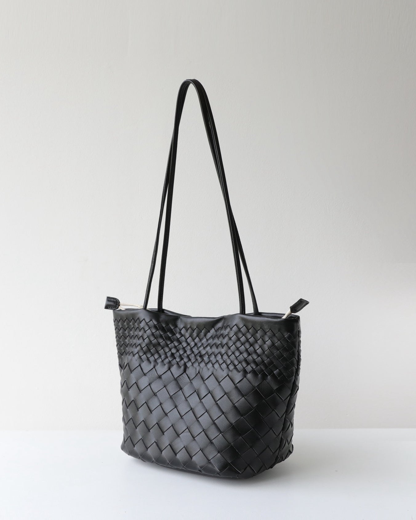 Mira Woven Bucket Bag