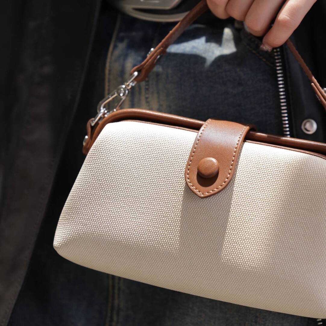 VAREL Arcus Doctor Bag