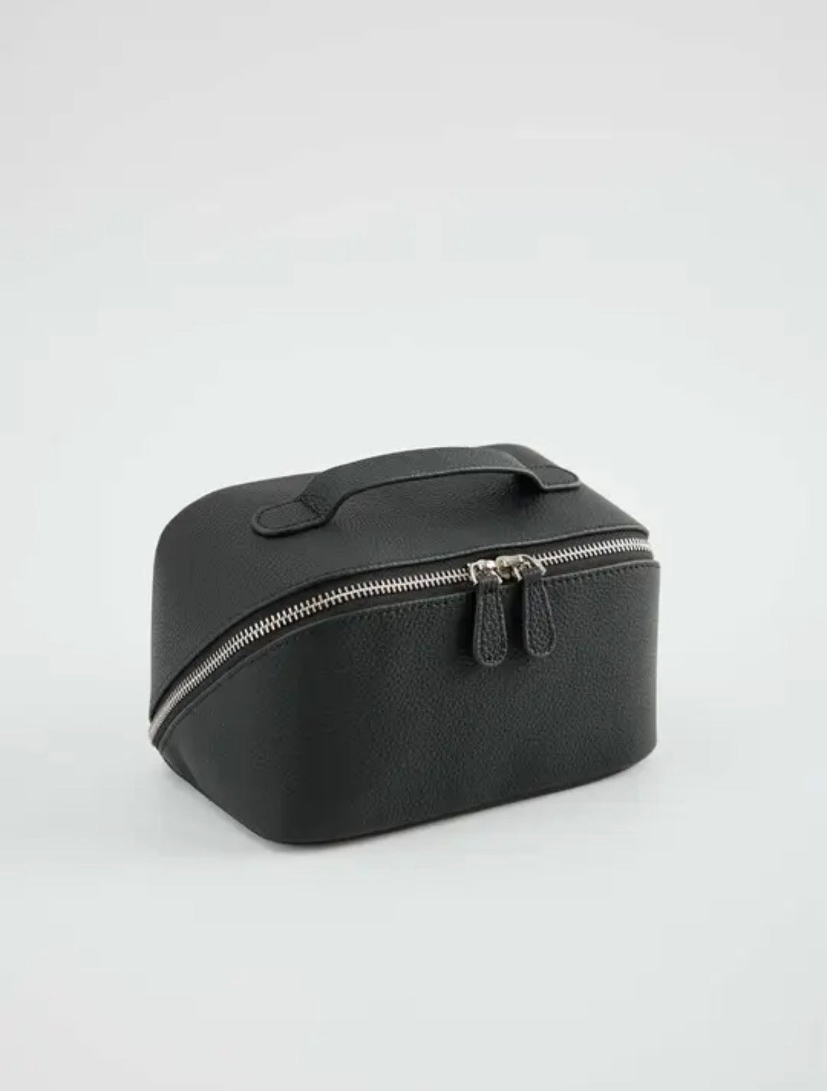Noma Vanity Case