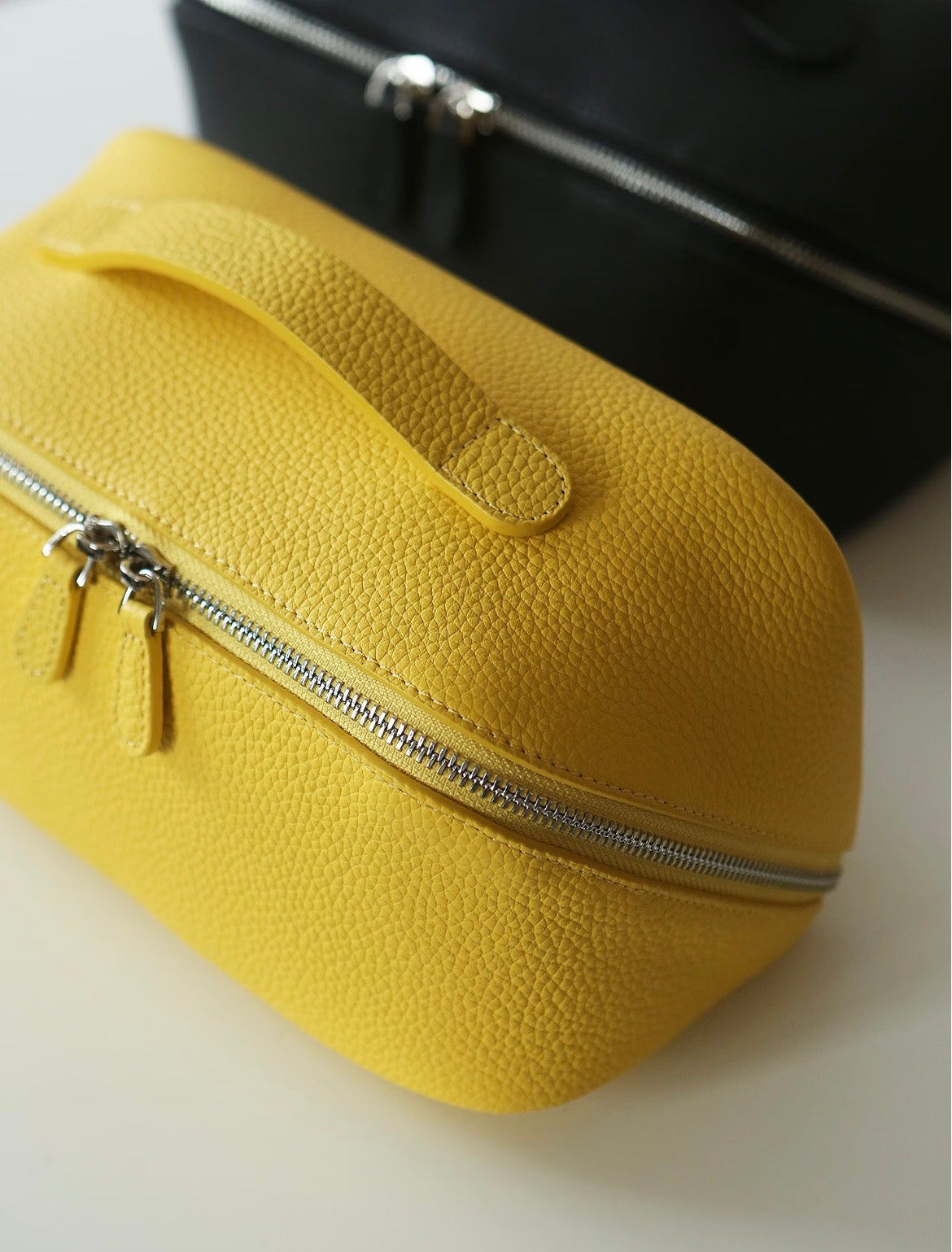 Noma Vanity Case