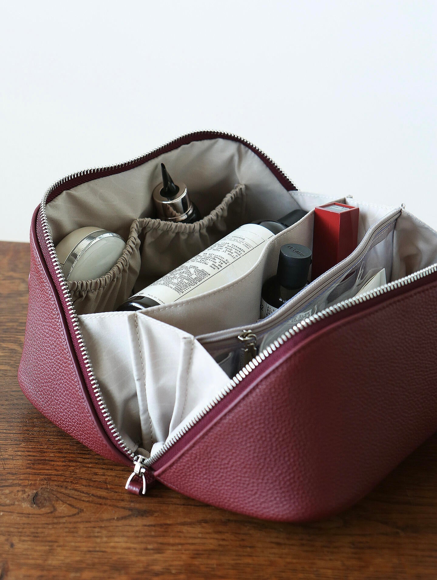 Noma Vanity Case
