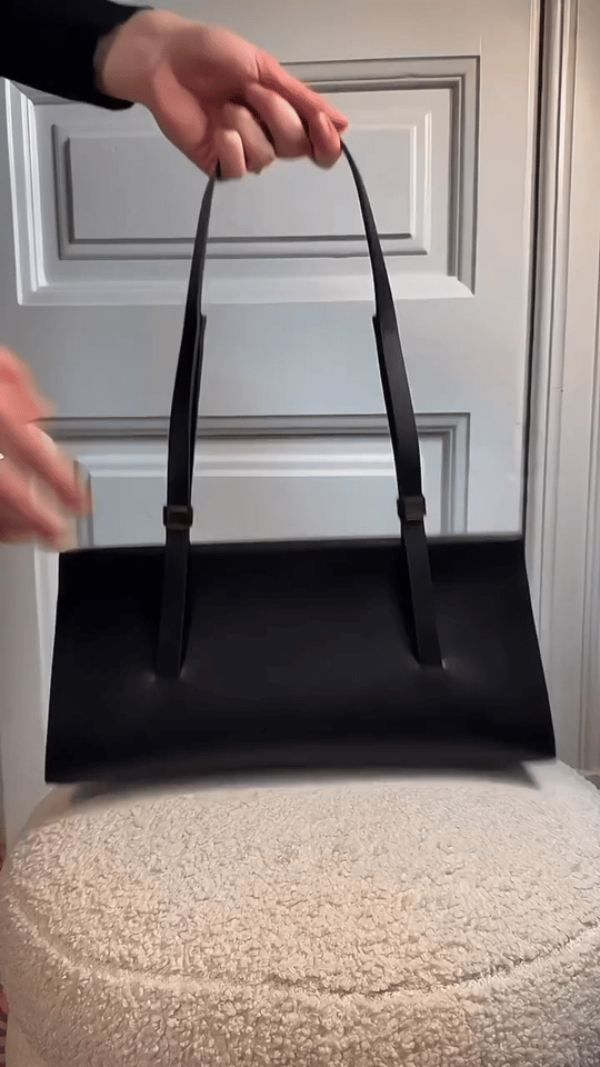 Elara Shoulder Bag