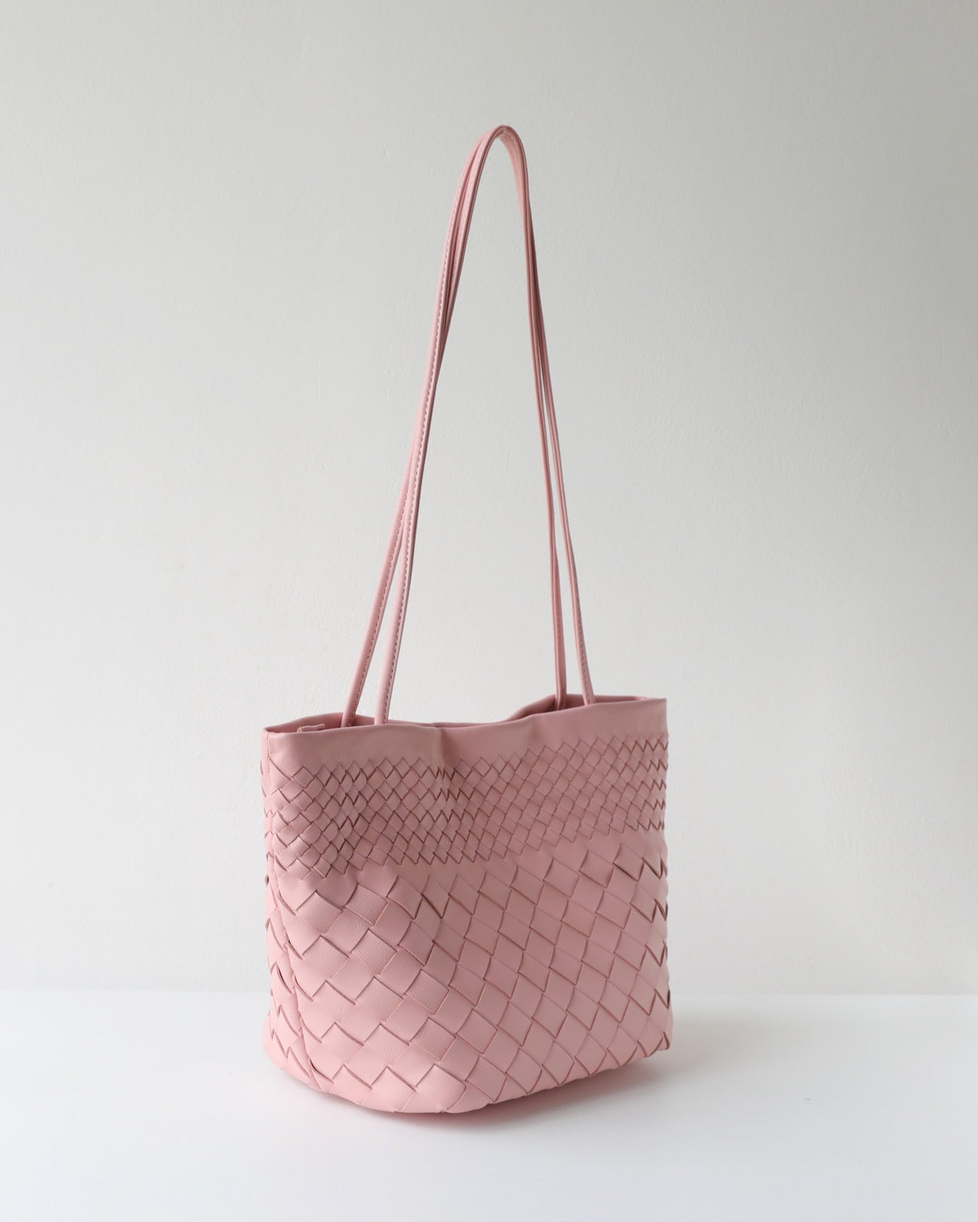 Mira Woven Bucket Bag