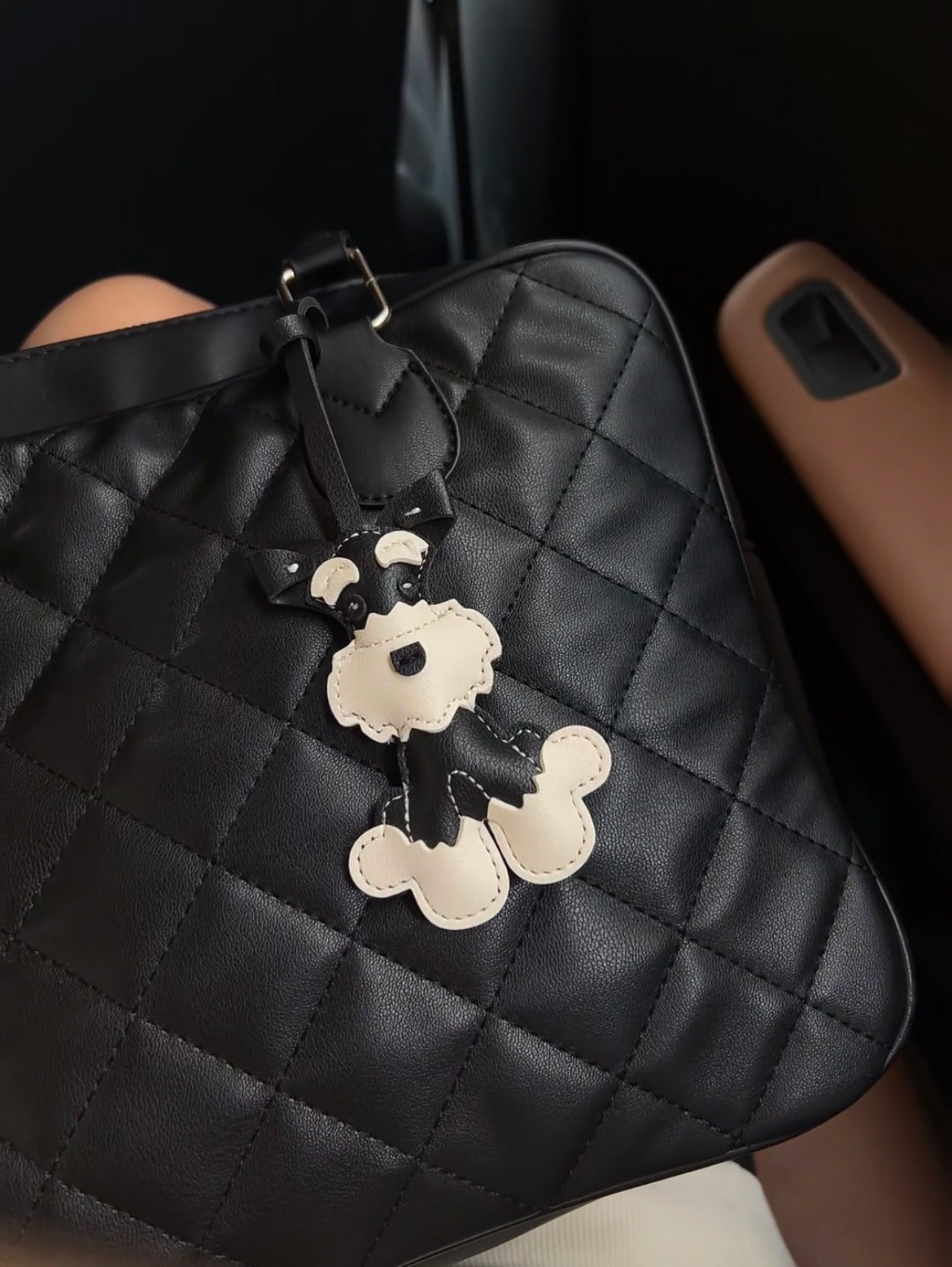 Moki Pup Charm