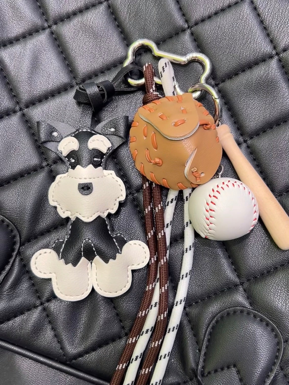 Moki Pup Charm