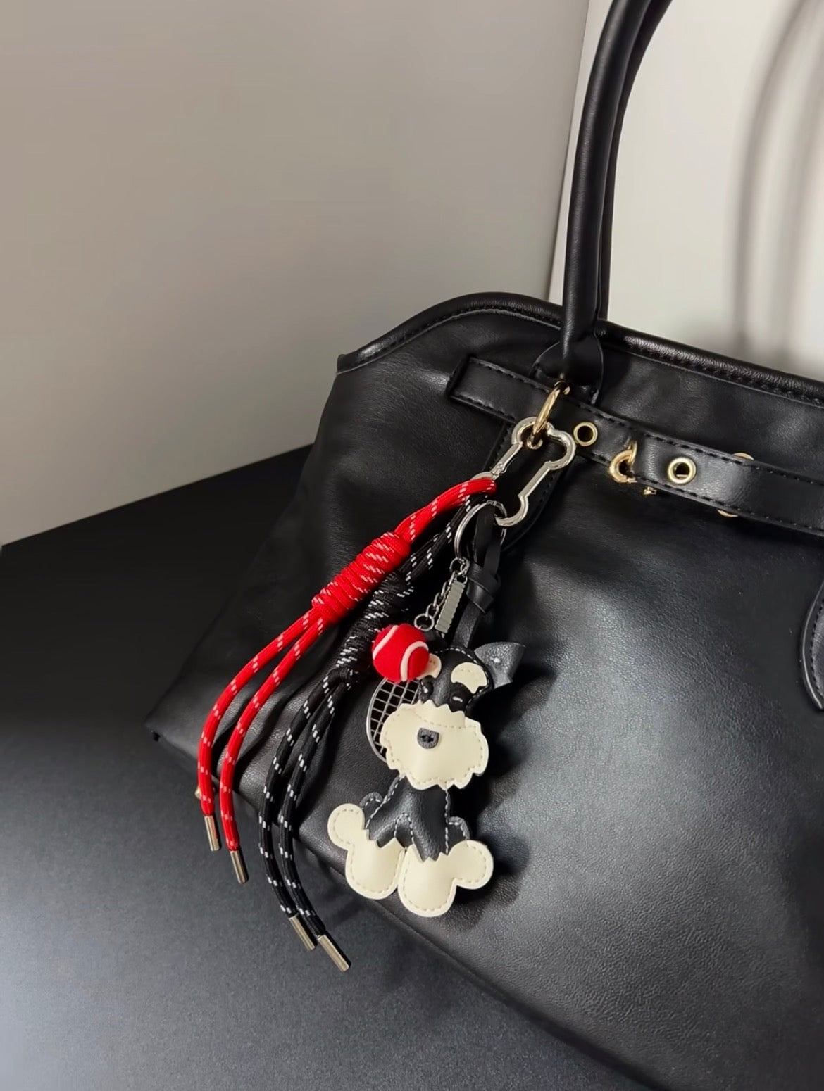 Moki Pup Charm
