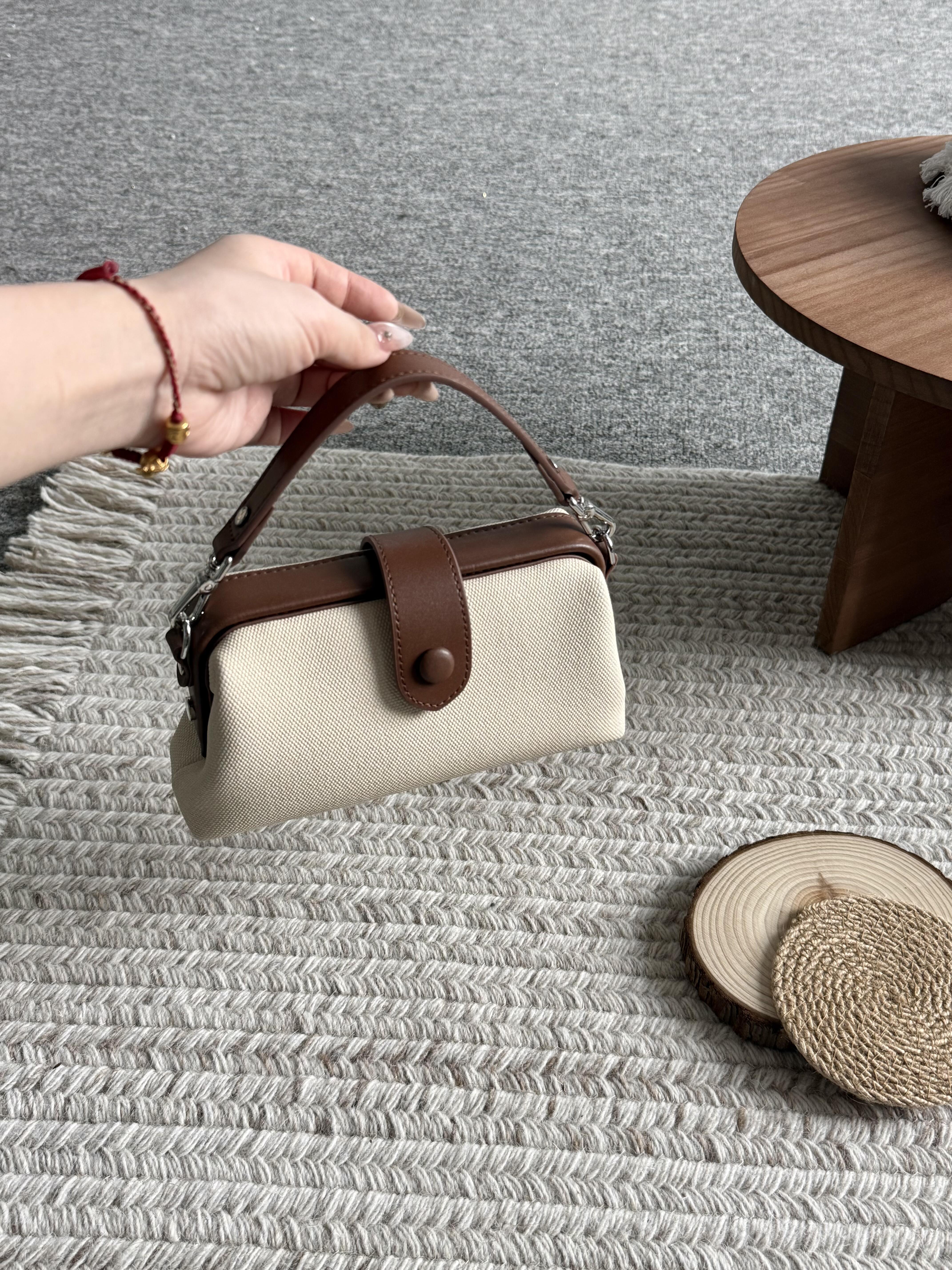 VAREL Arcus Doctor Bag