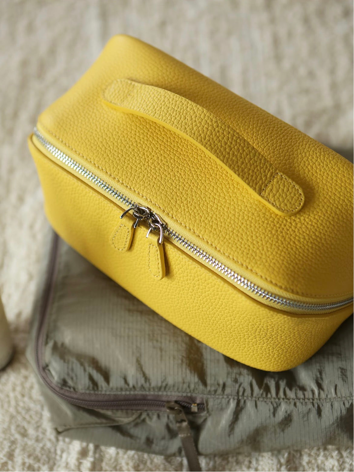 Noma Vanity Case