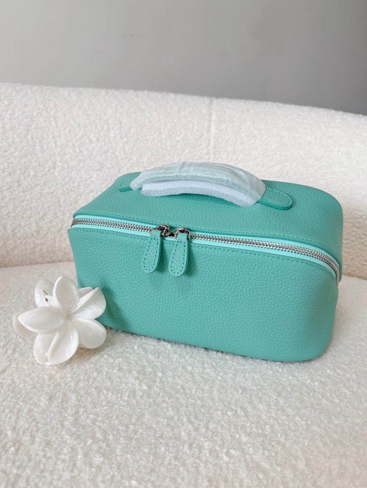 Noma Vanity Case
