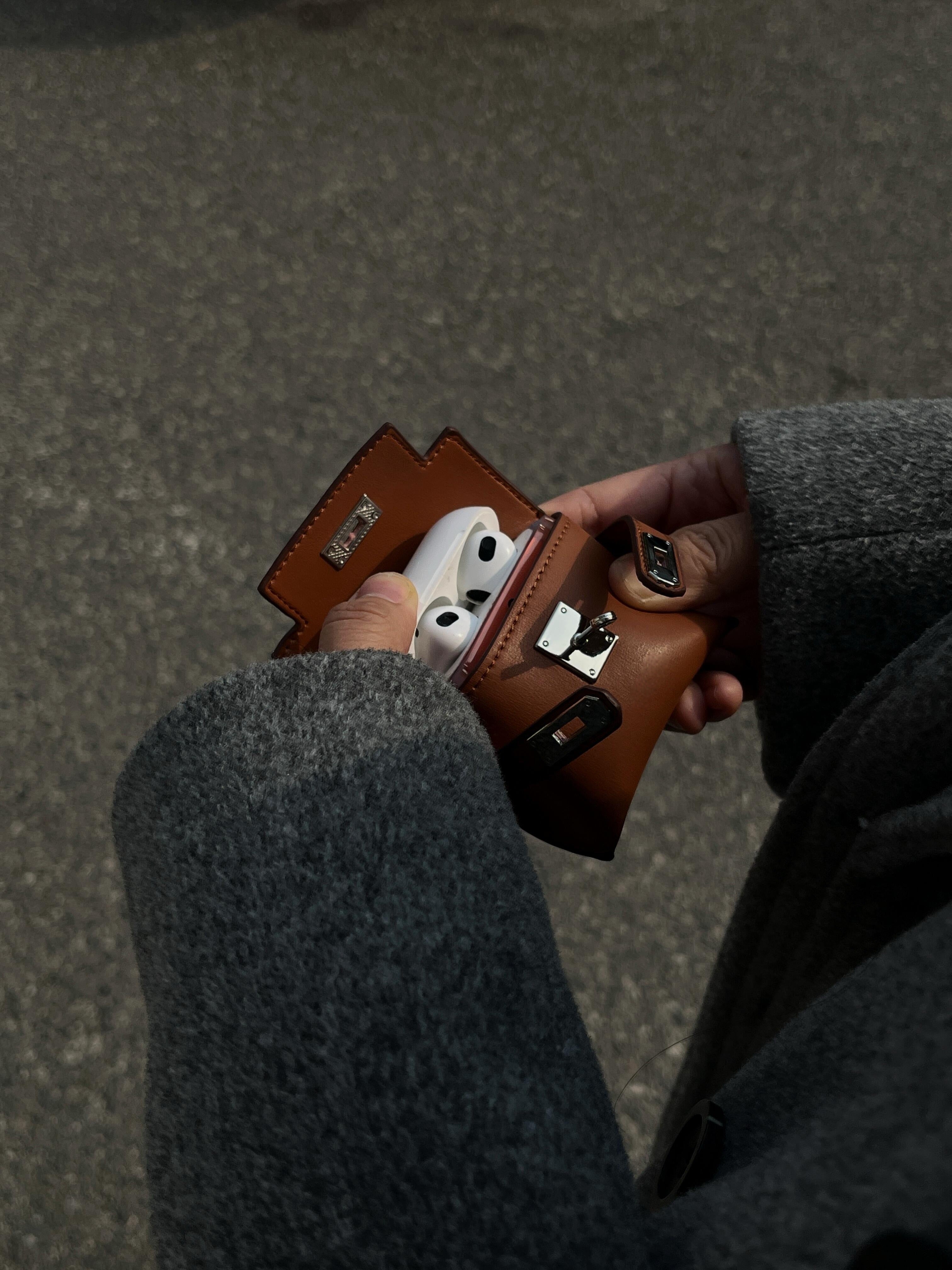 Aveline Lock Charm